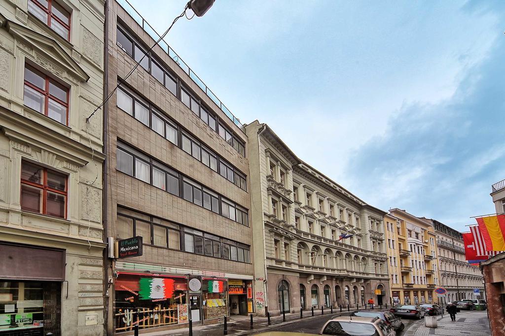 Apartments Ve Smeckach 27 Prag Exterior foto