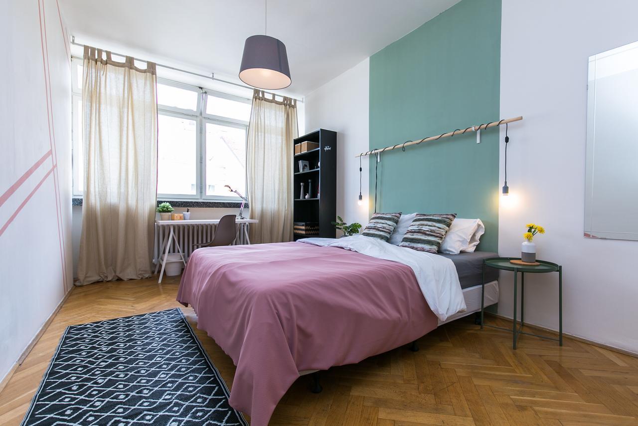 Apartments Ve Smeckach 27 Prag Exterior foto